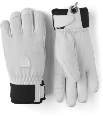 Arméläderpatrullkvinna