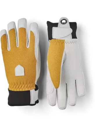 Arméläderpatrullkvinna