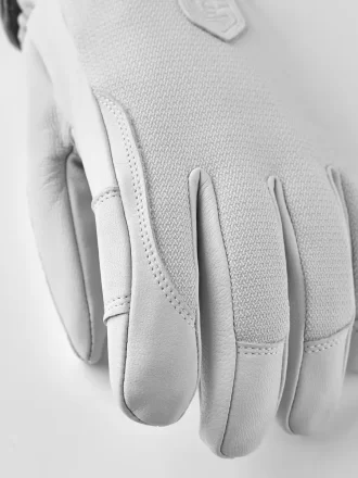 Arméläderpatrullkvinna