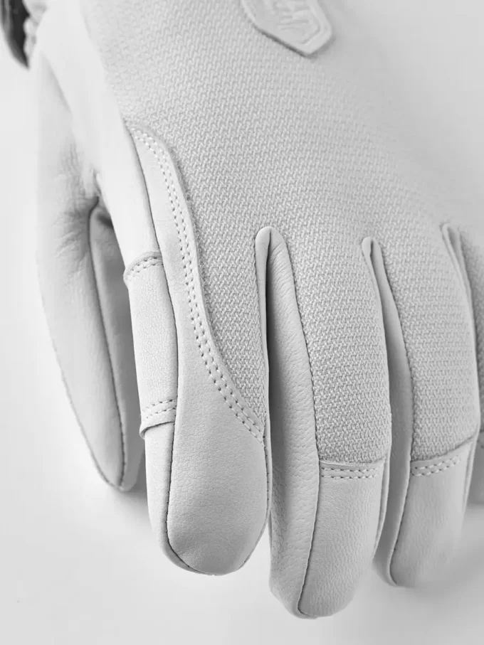 Arméläderpatrullkvinna