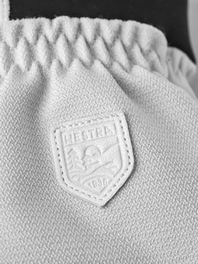 Arméläderpatrullkvinna