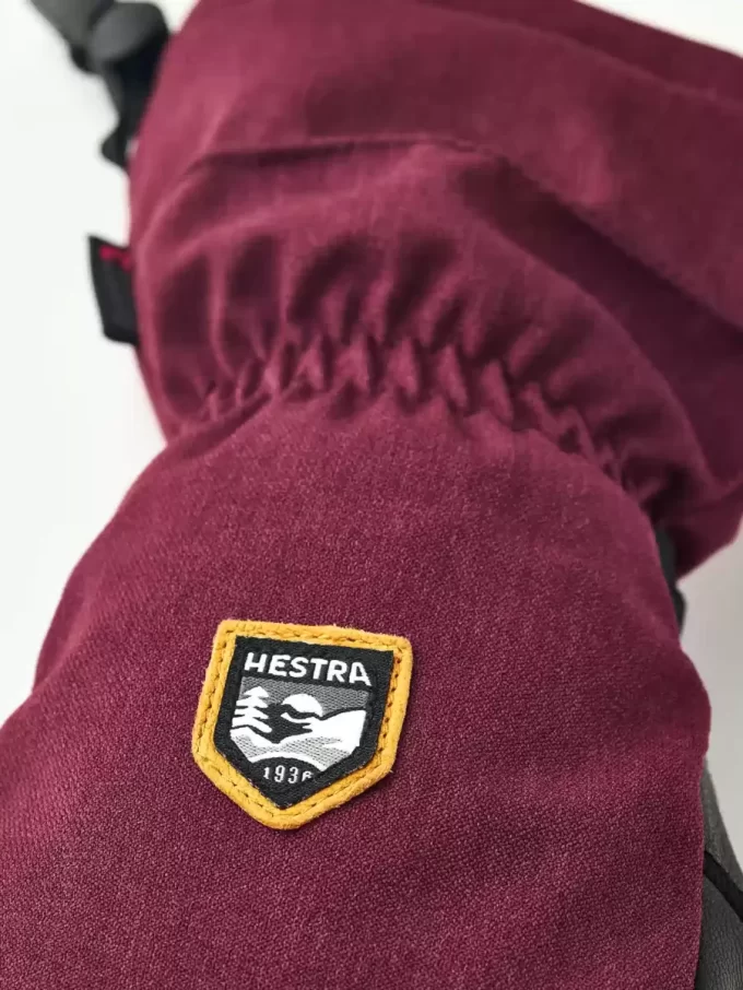 CZone Mountain – 3 fingrar CZone Mountain – 3 fingrar