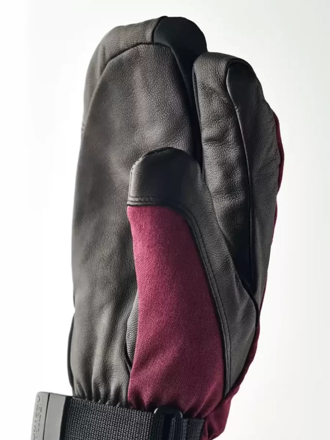 CZone Mountain – 3 fingrar CZone Mountain – 3 fingrar