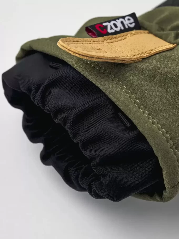 CZone Pluto Jr. Mitt