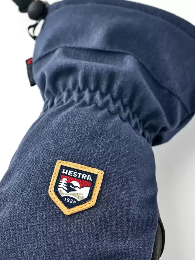 CZone Mountain – 3 fingrar CZone Mountain – 3 fingrar