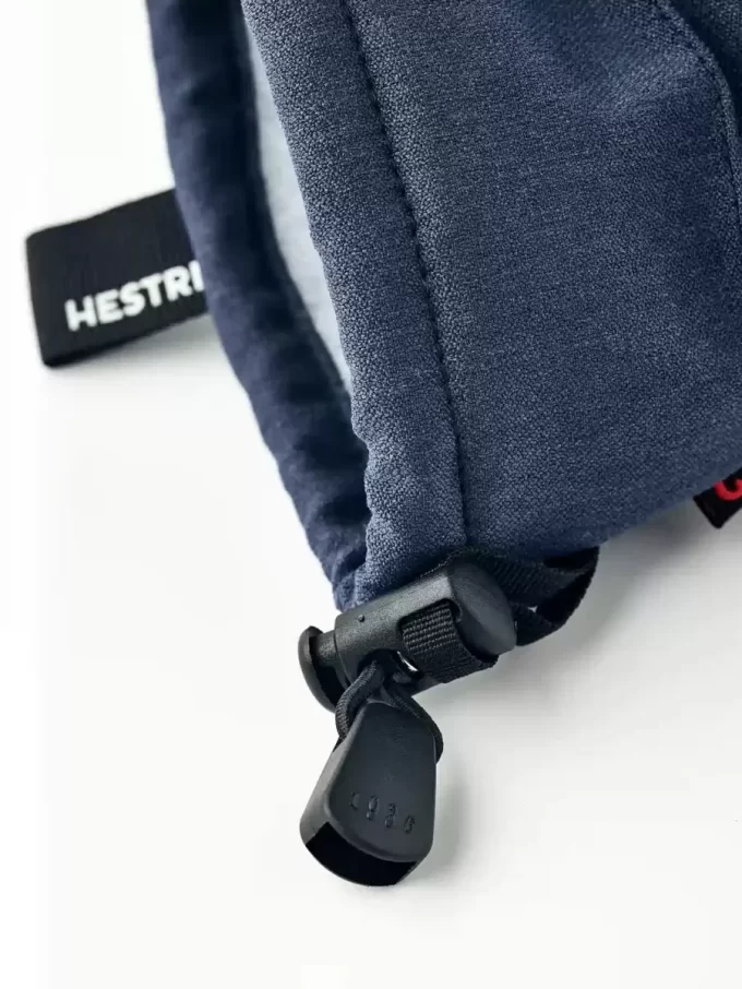 CZone Mountain – 3 fingrar CZone Mountain – 3 fingrar