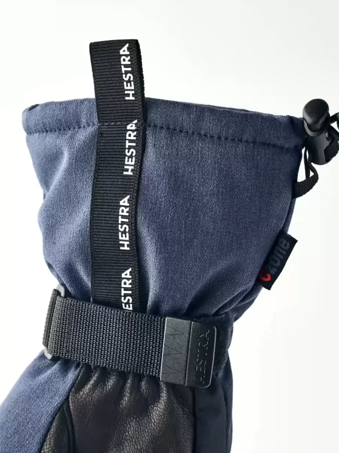 CZone Mountain – 3 fingrar CZone Mountain – 3 fingrar