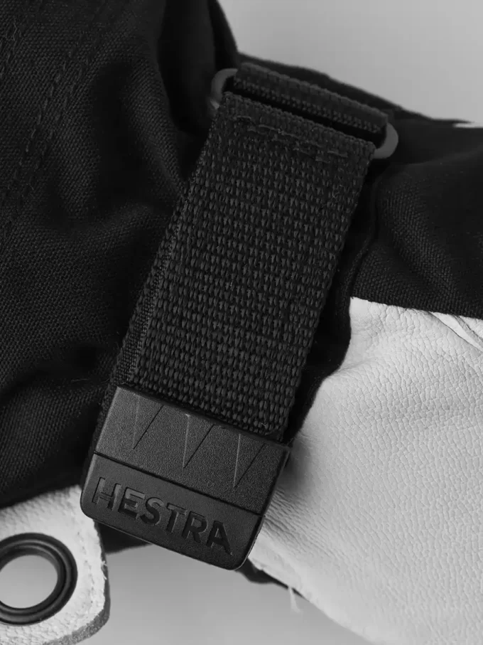 Helicopterskidor i arméläder Helicopterskidor i arméläder