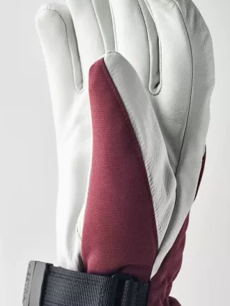 Heliskidåkning Kvinna – 5 fingrar