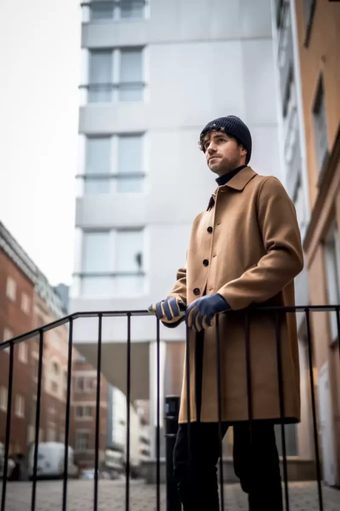 Herr Zephyr Herr Zephyr