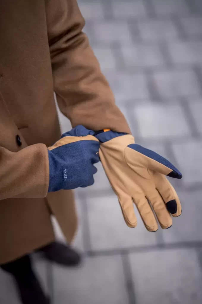 Herr Zephyr Herr Zephyr