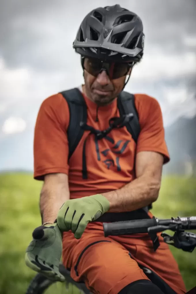 Hestra Apex Lång Olivgrön Hestra Apex Lång Olivgrön