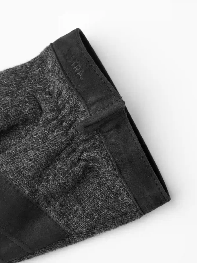 Hestra Ethan Träkol