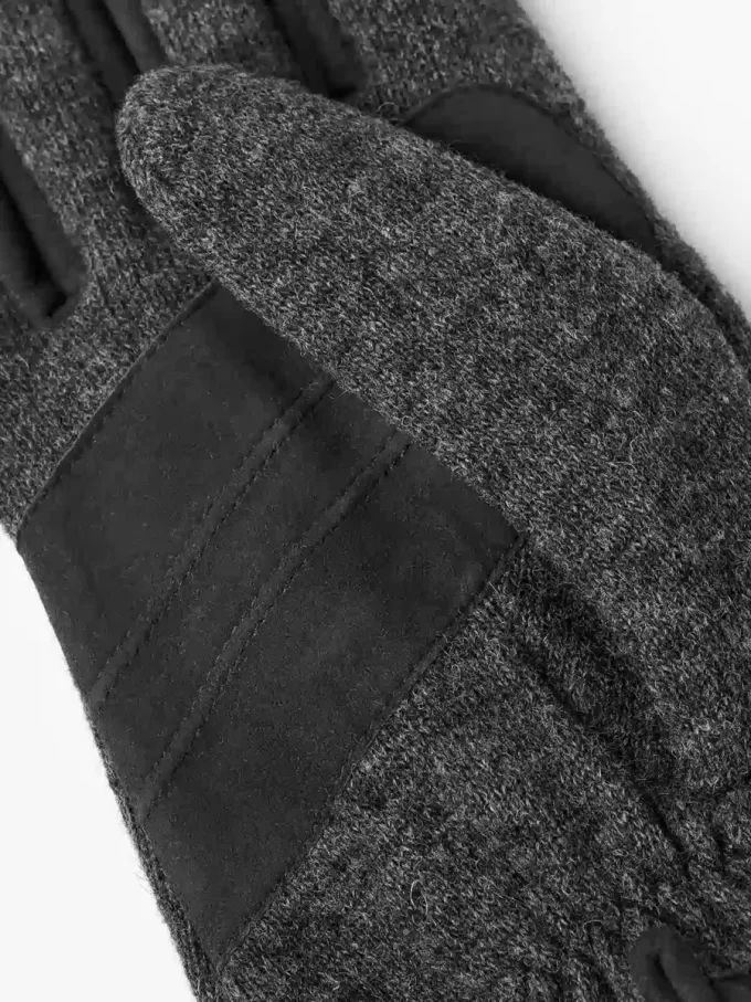 Hestra Ethan Träkol