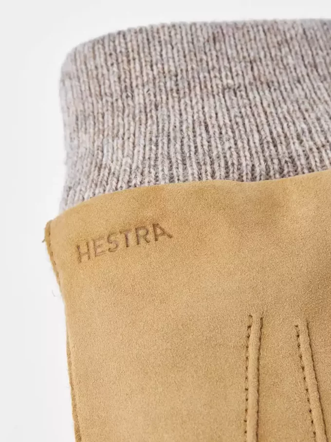 Hestra Geoffrey Camel