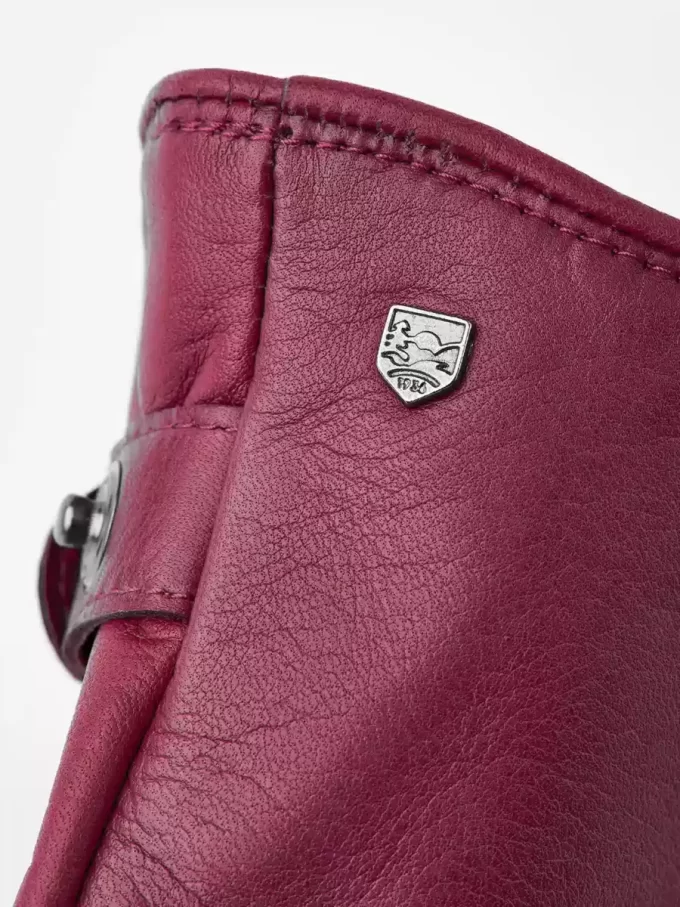 Hestra Åsa Mörkröd