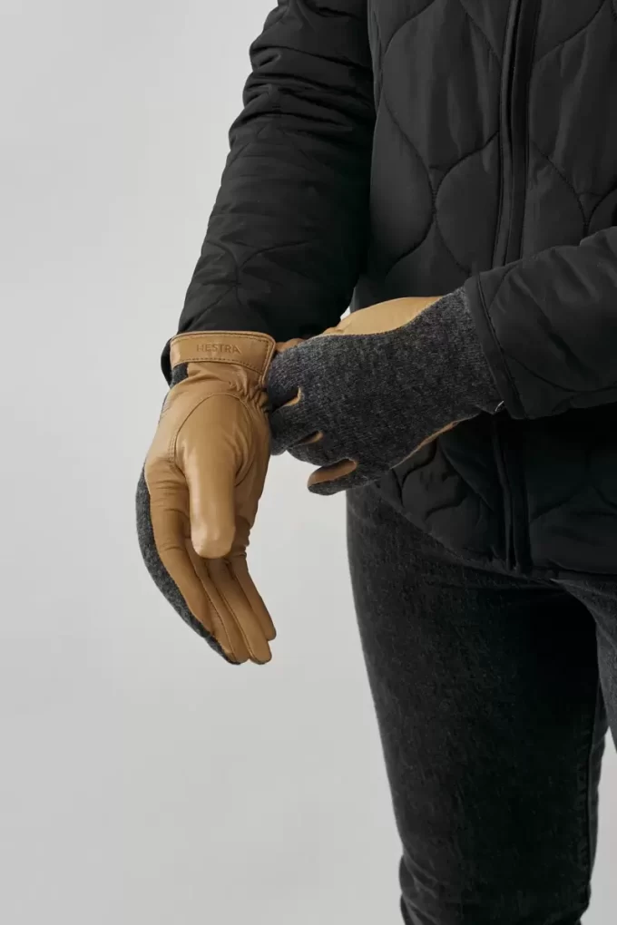 Hestra Saga Träkol & kamel