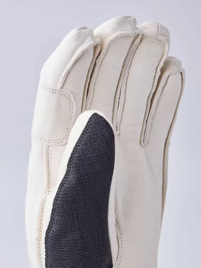 Hestra Tarfala Träkol