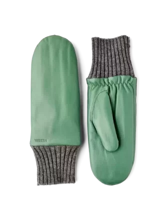 hestra tina silvergrn 1 330x440 - Hestra Tina Silvergr&ouml;n