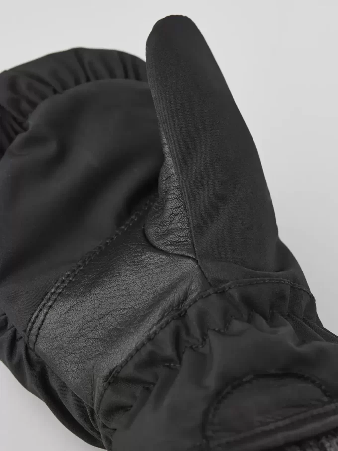 Min första Hestra-vante Min första Hestra-vante