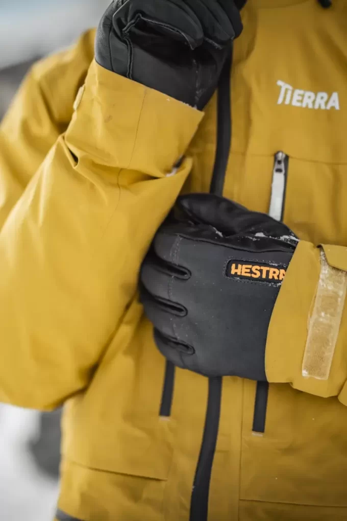 Arméläder i ullterry